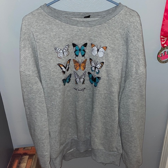 Butterfly Crewneck - Picture 1 of 2